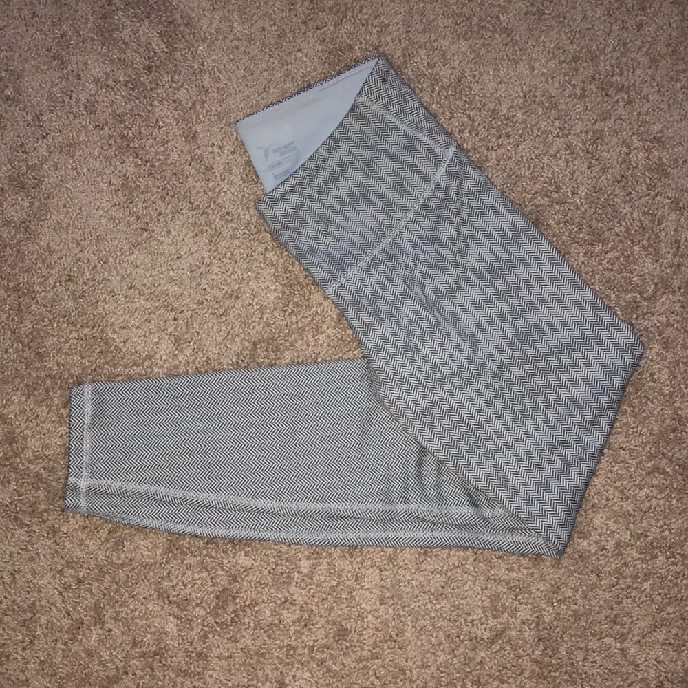 Old Navy Active leggings